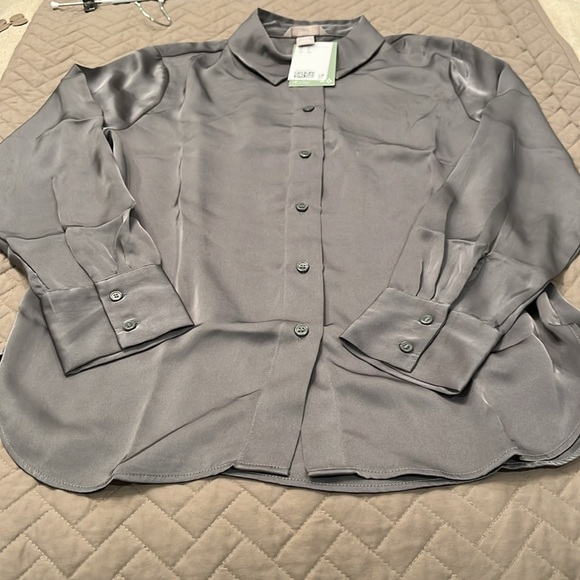 H&M Gray Pointed-collar Shirt/NWT/S - Picture 3 of 12